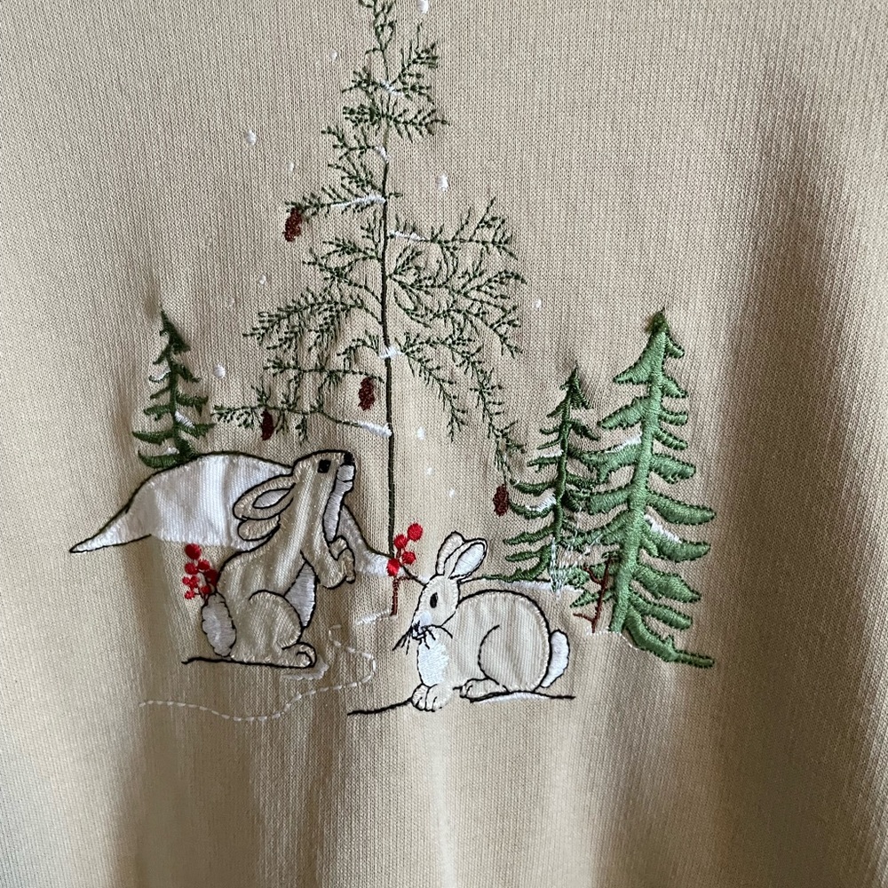 Women’s Large Sweatshirt
